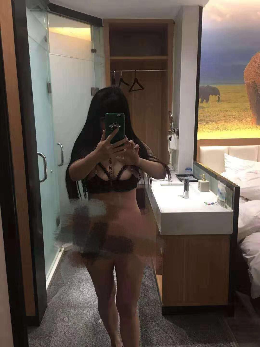 全套服务的丰满大胸轻熟女 第2张