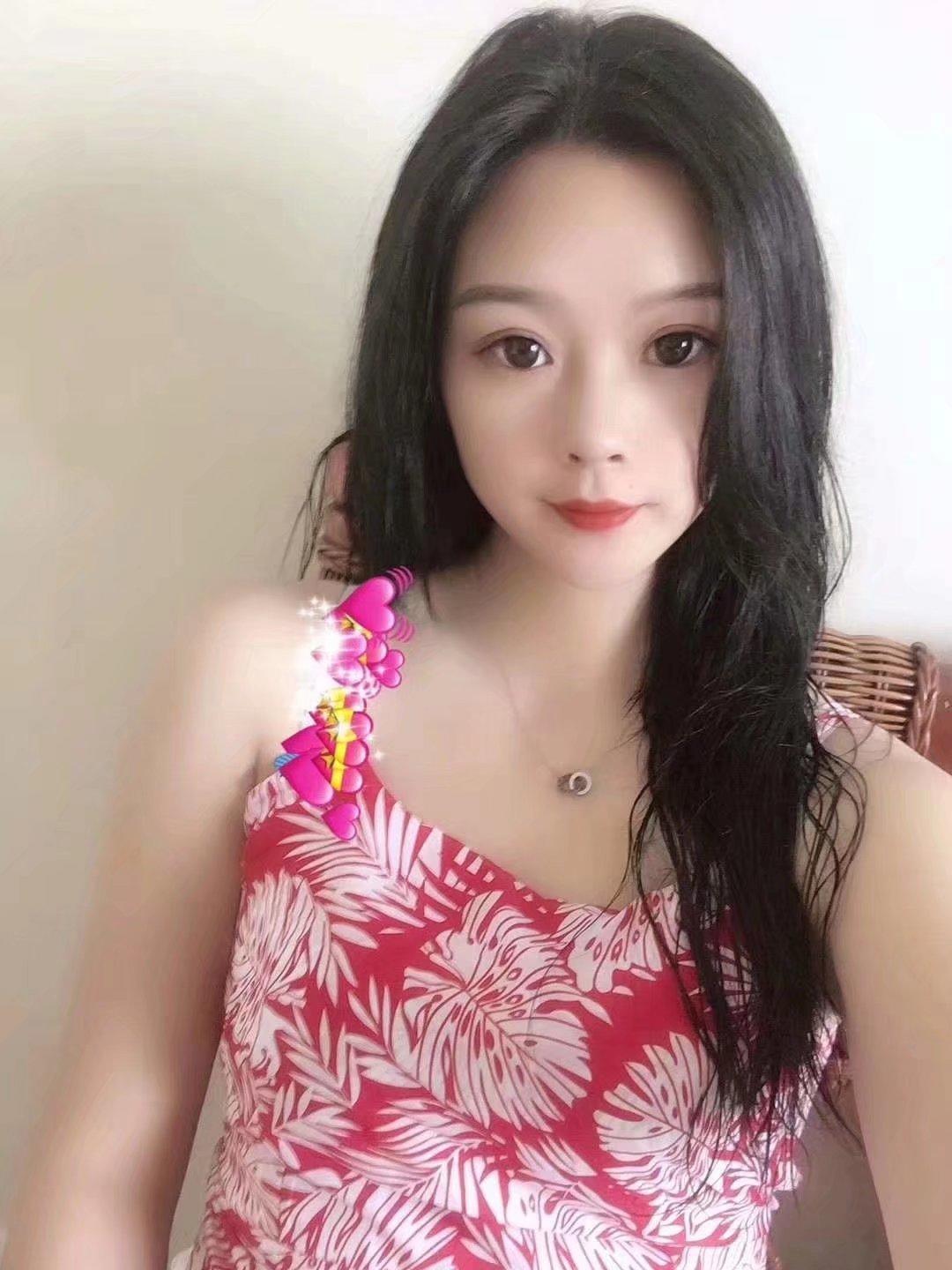 沈河区丰满漂亮小美女，喜欢水嫩的强烈推荐 第2张