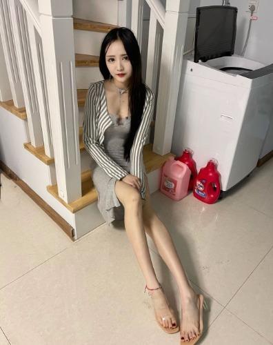 铁西区精品00后，人美穴紧，服务好不机车 第3张