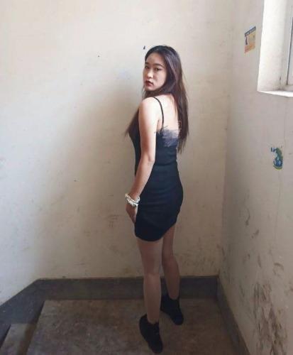 肤色超级好看的大连妹子 第1张