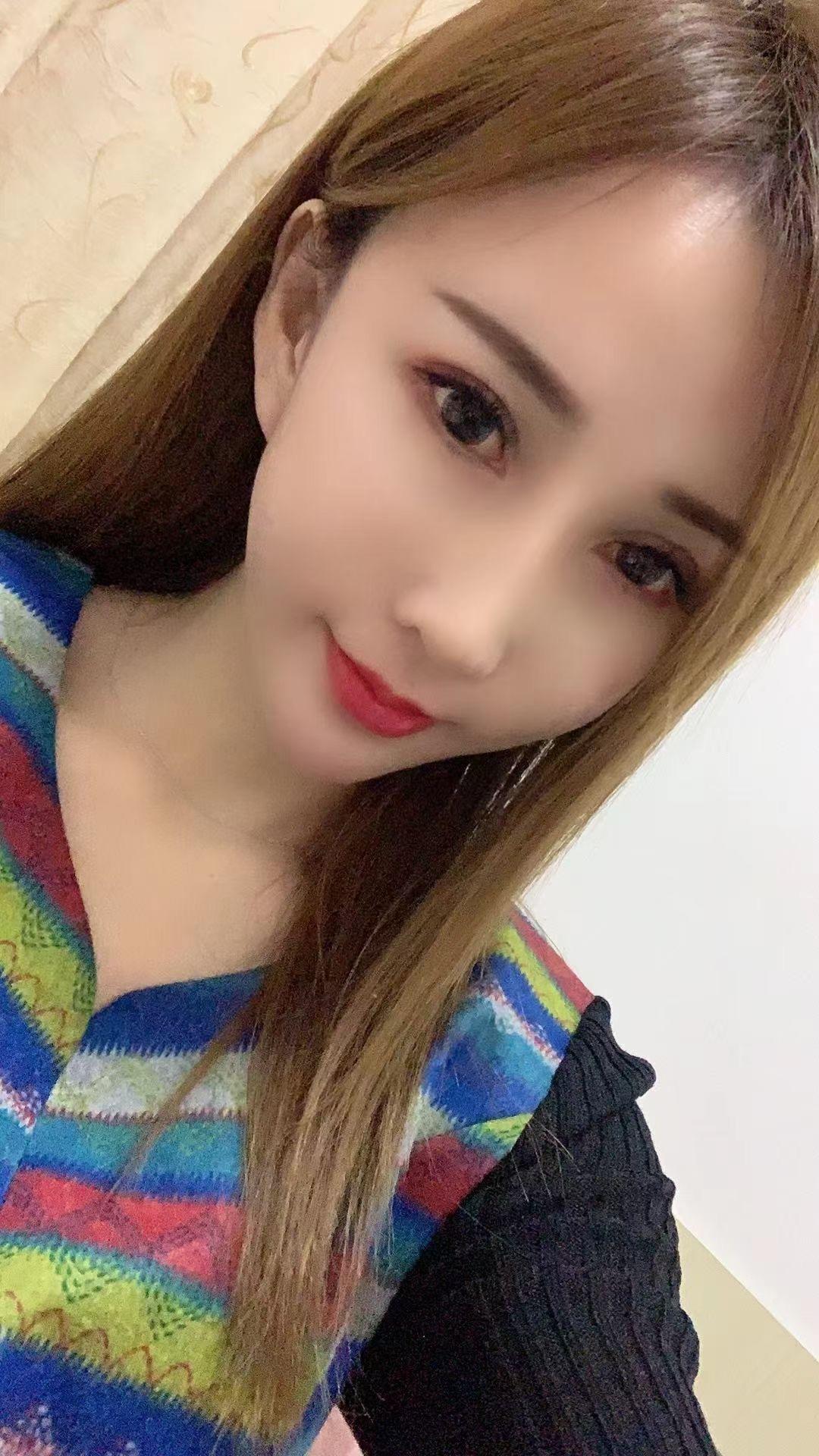 兼职护士妹 第1张