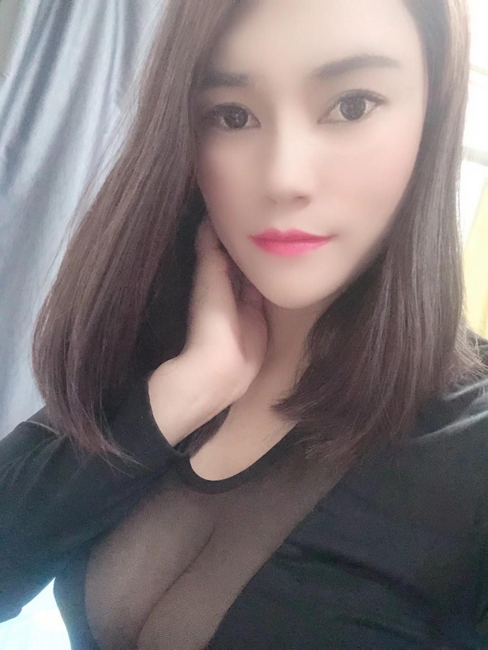 一个大胸兼职 第1张