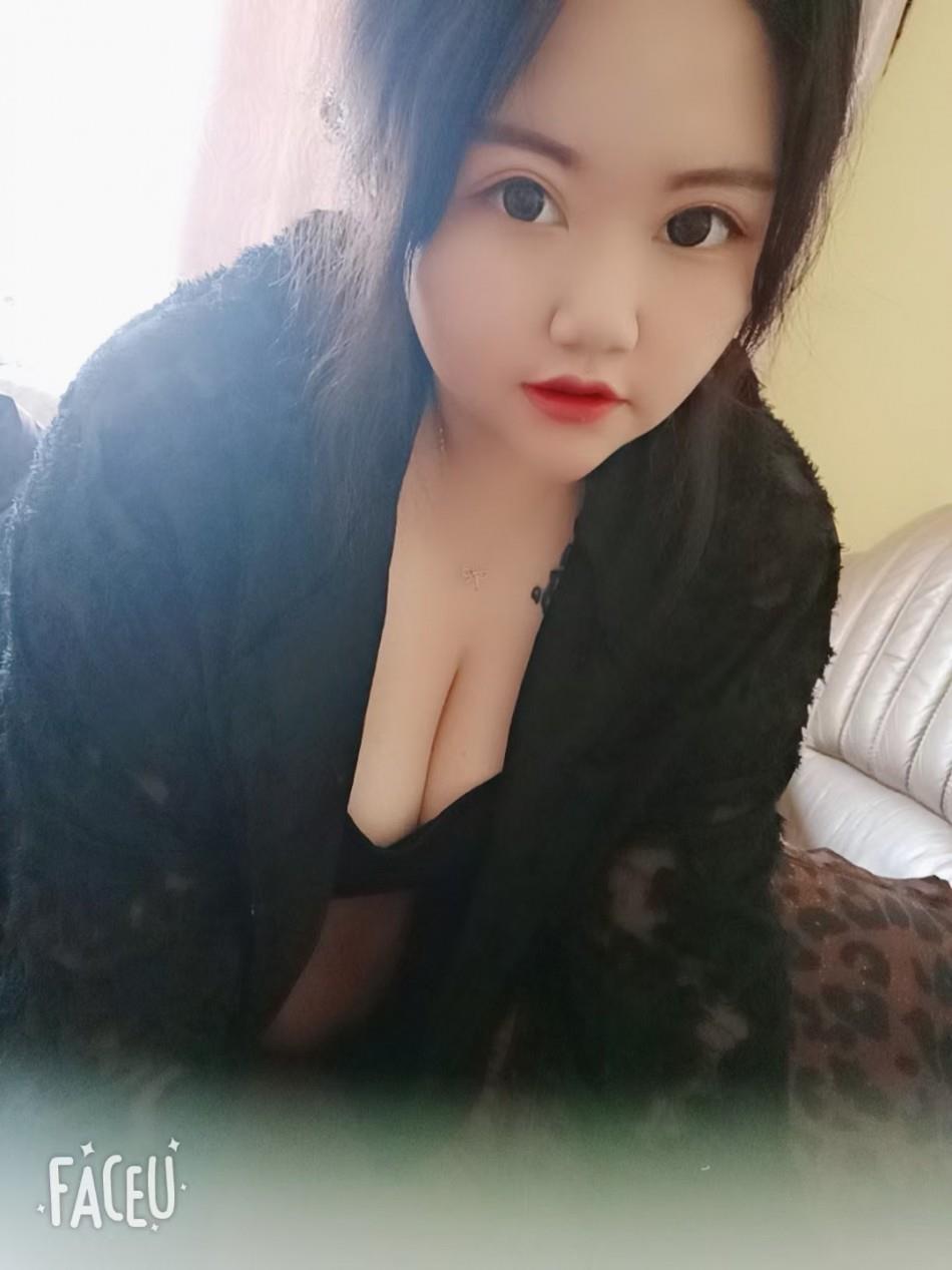 香坊万达巨乳爽记 第1张