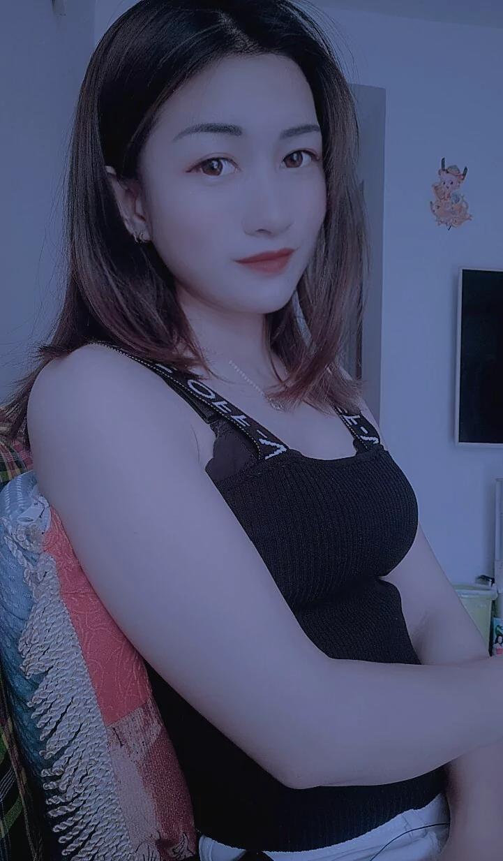 莲湖身材不错有很配合的姐姐 第2张