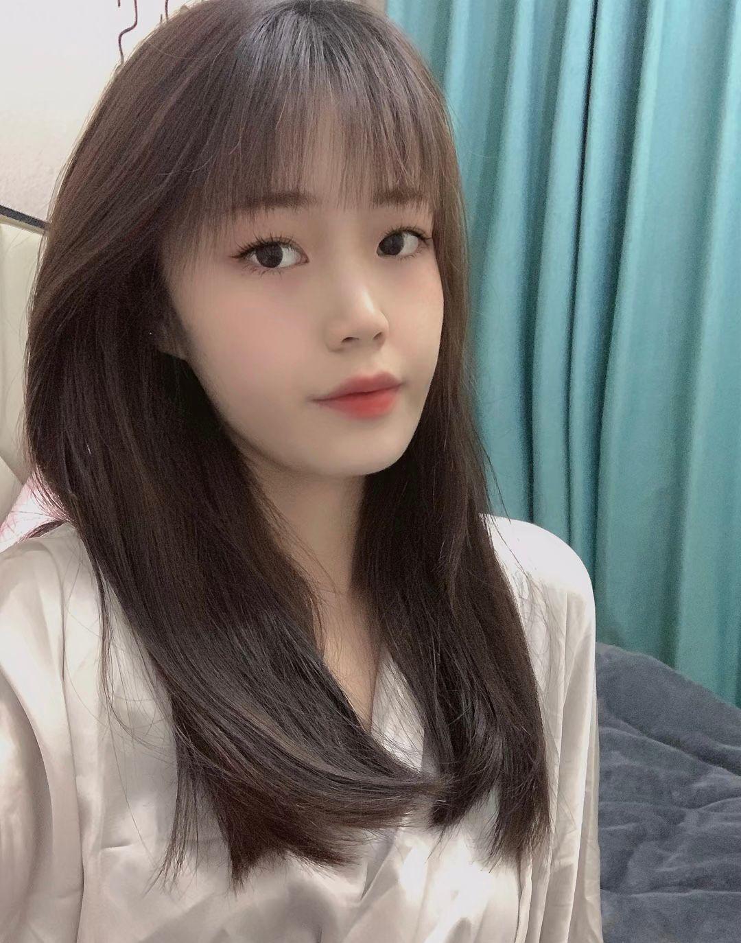 西安雁塔区服务一流的妹子年轻水嫩 第1张