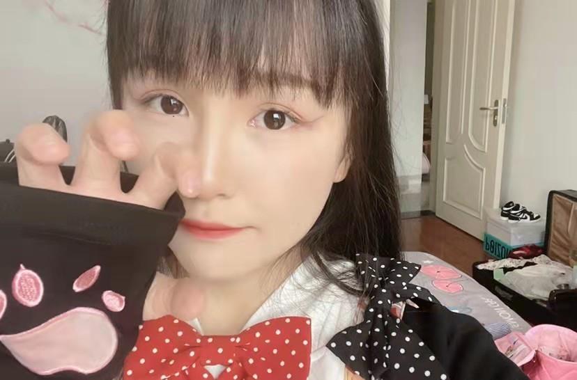 19岁嫩妹爽记 第1张