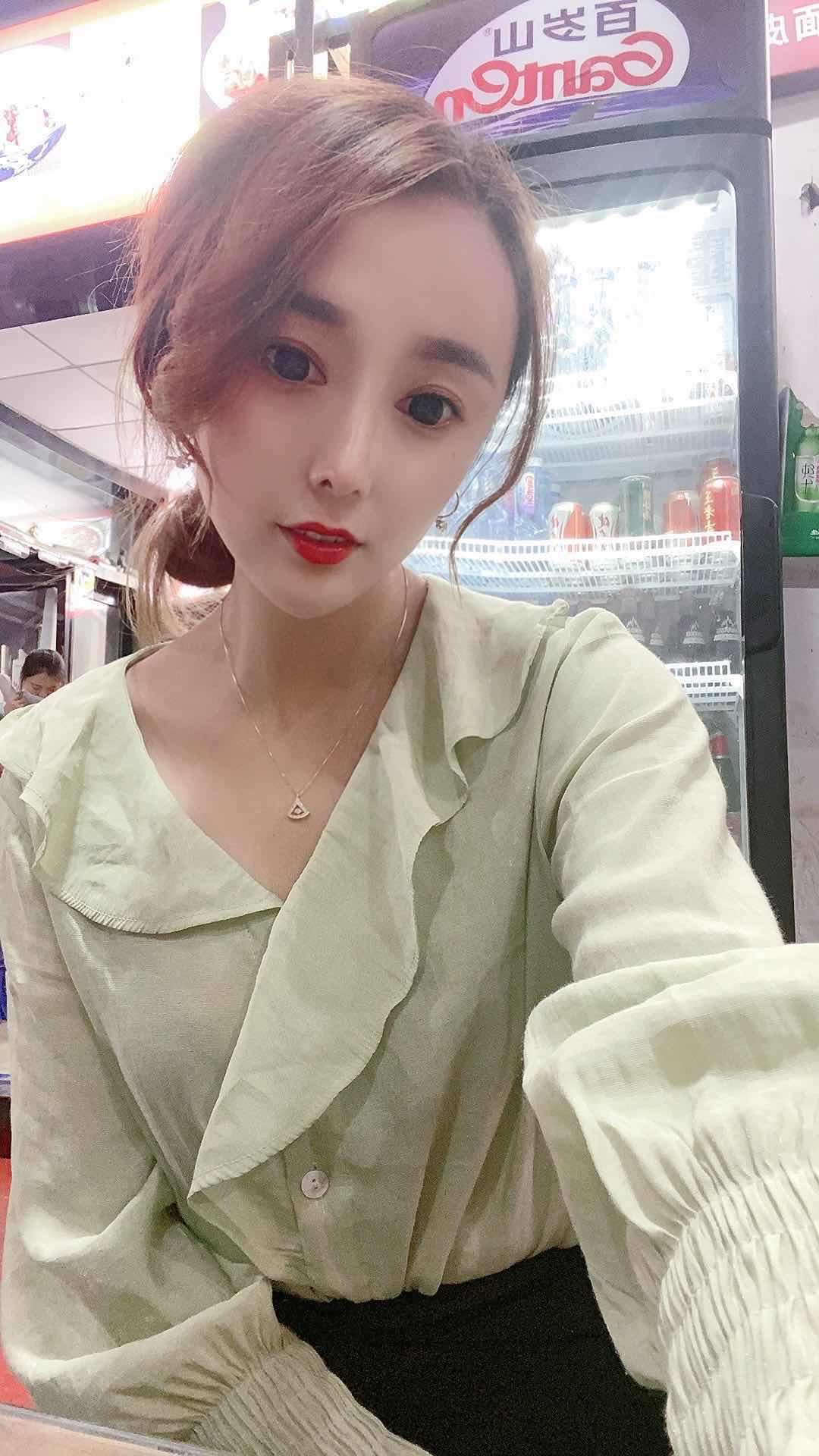 验证草场坡高颜值小姐姐 第1张