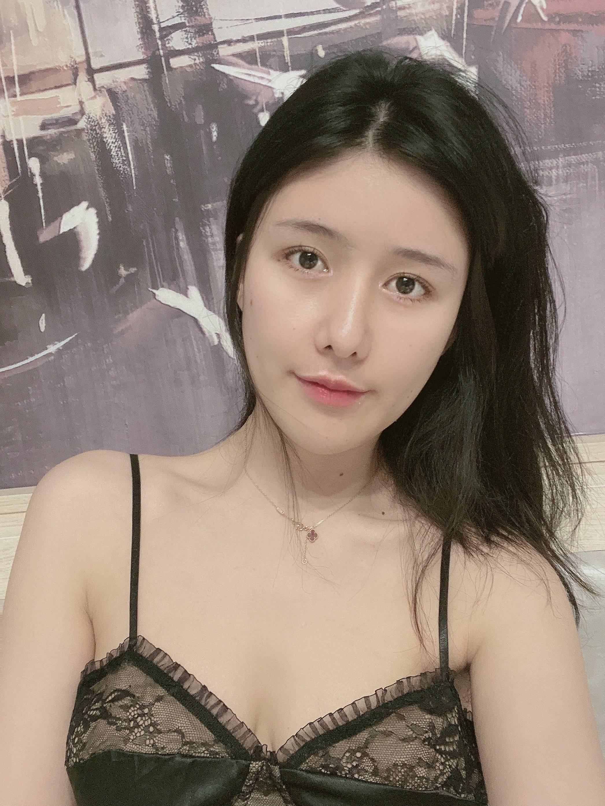 浦东区体验了一把姐弟恋，床上非让我喊她姐姐 第2张
