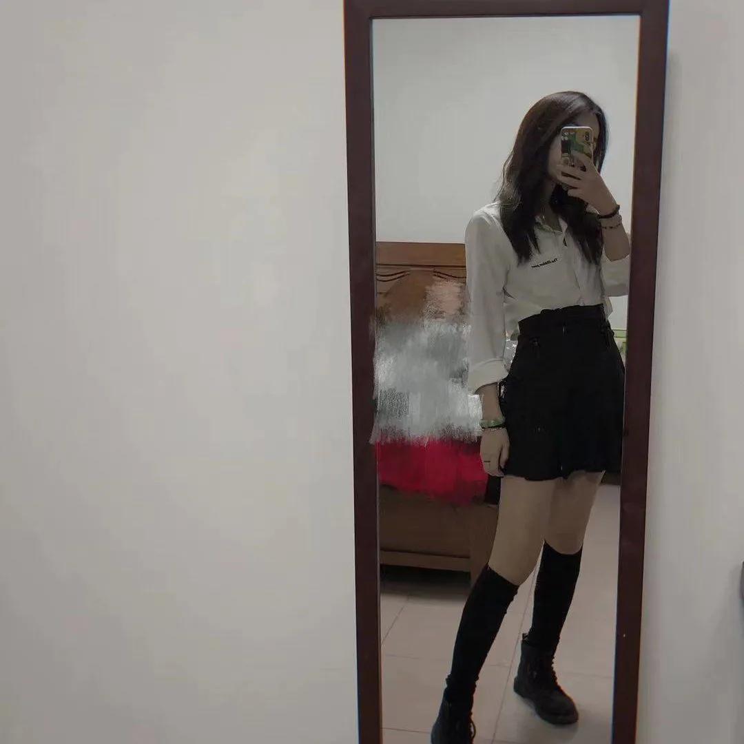 语文老师出来兼职胸真实C杯，好大好软好舒服 第1张