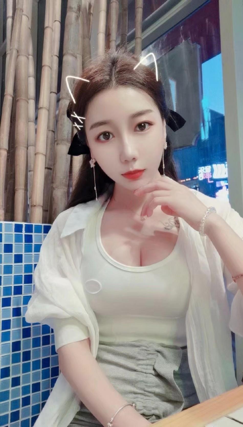 雨花亭大胸少妇体验记 第1张