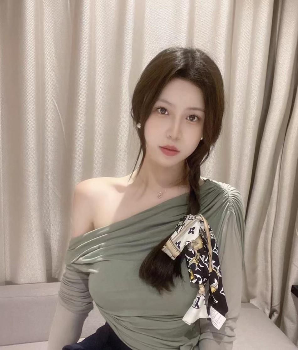 医美行业的一位小姐姐 第1张