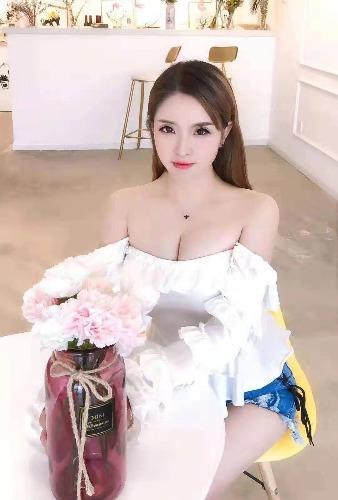 北市区口爆大奶“女朋友”【失效】 第1张