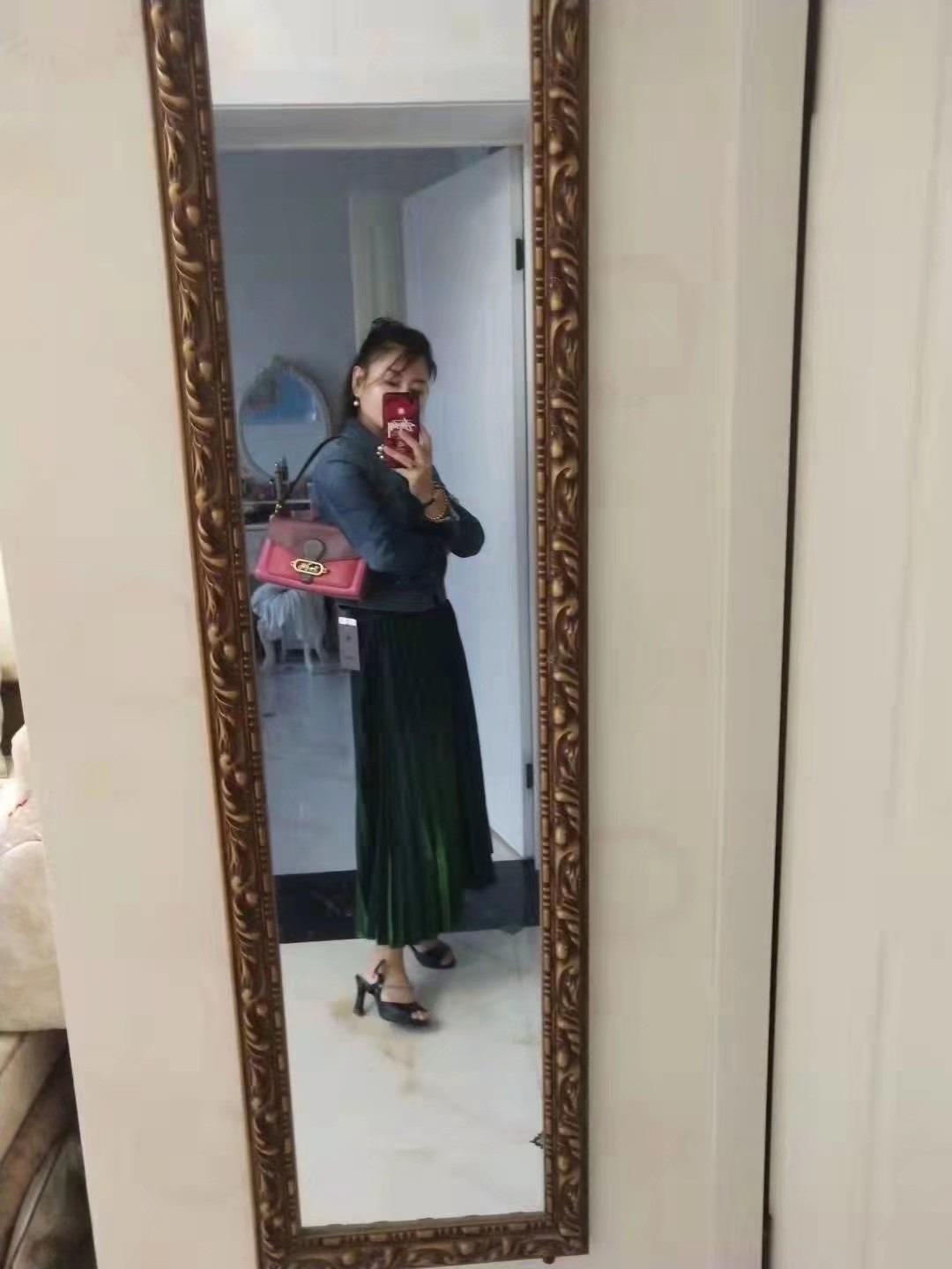 六顺街少妇 第2张