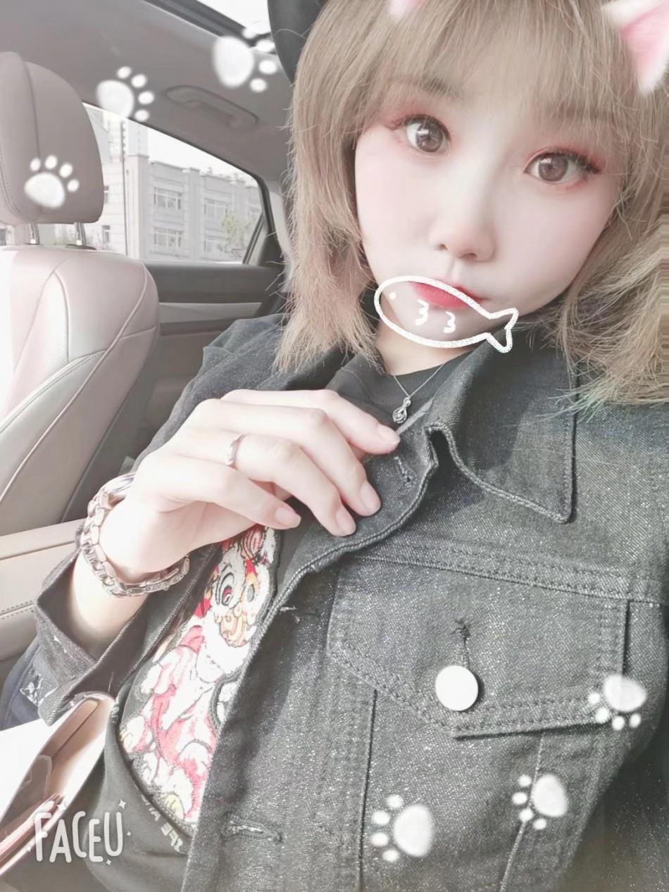 哈尔滨群力妹子 第2张