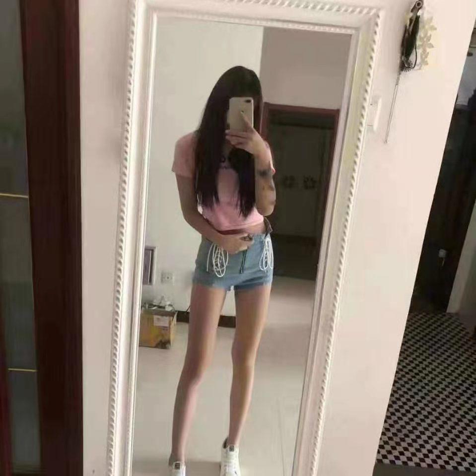 郑州个子高的妹子一个 第1张