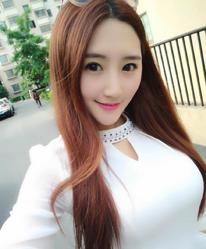 体验甜七七兼职学妹,风骚无敌,胸大屁股大,特别的会撩 第1张