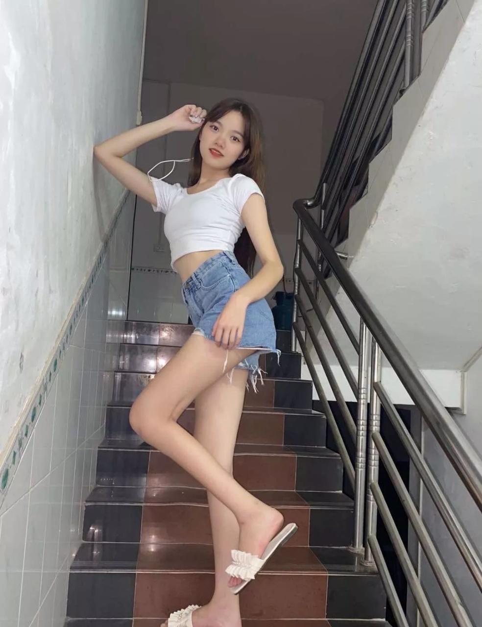 坂田小依依，爱干净，性格活泼，屁股翘 第4张