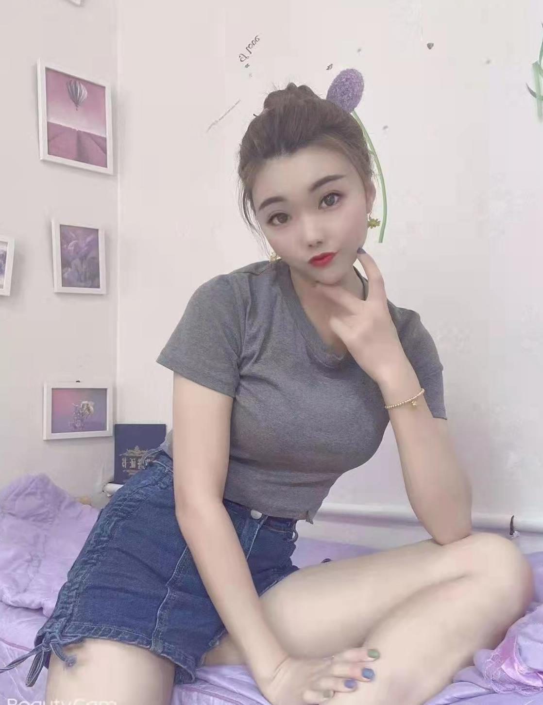 清纯可爱红虹，气质很斯文很淑女 第3张