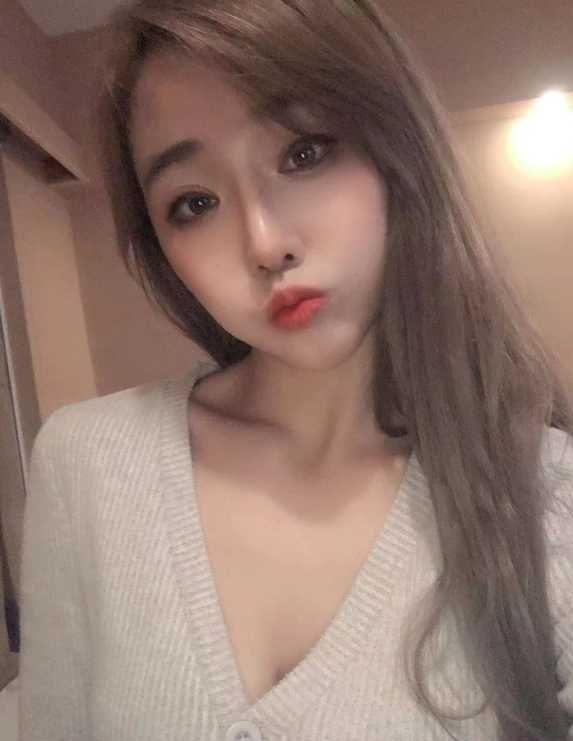 超满意的妹子笑笑,高颜值,高性价比 第2张