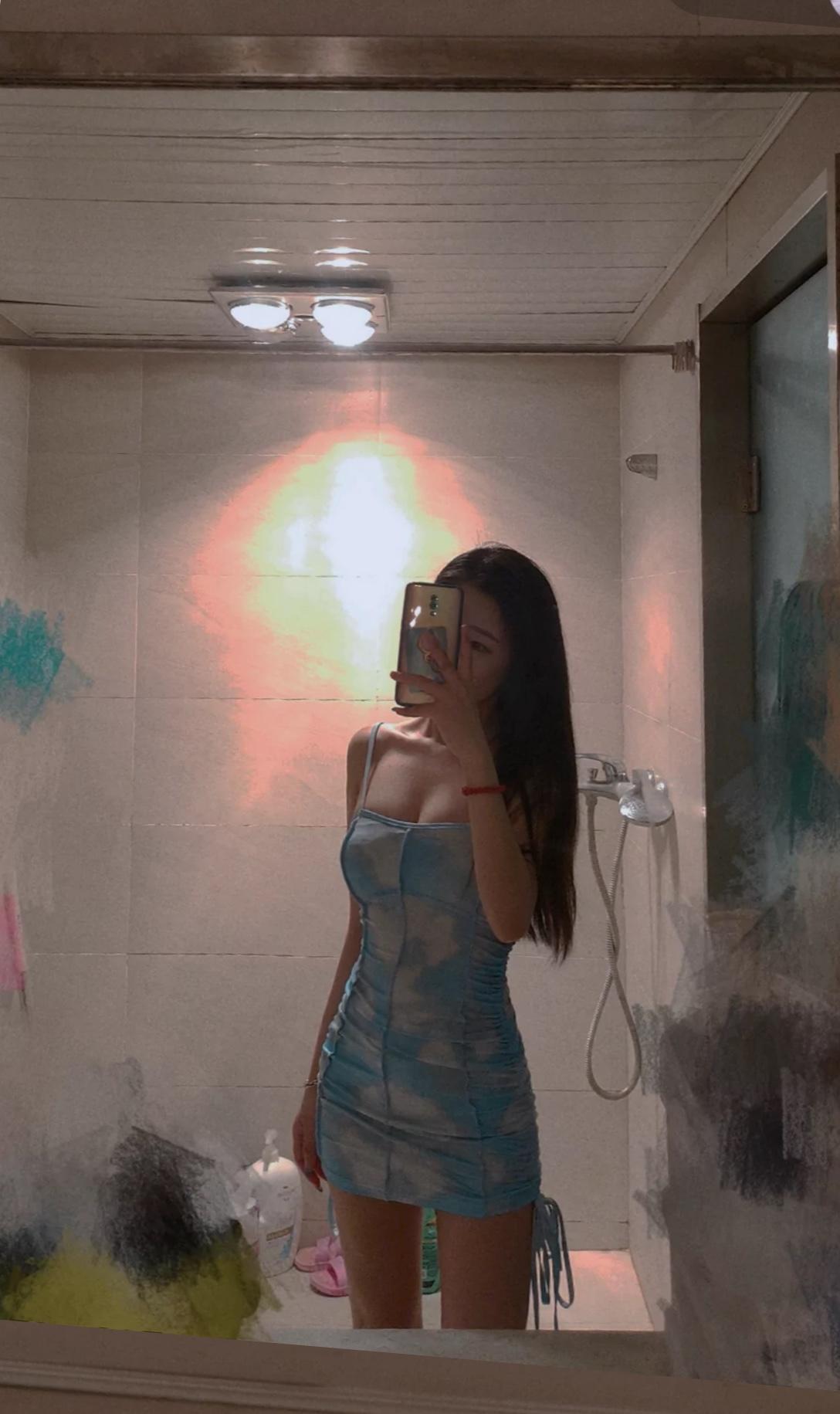 约炮长腿黑丝美女小蜜桃活好很配合 第3张