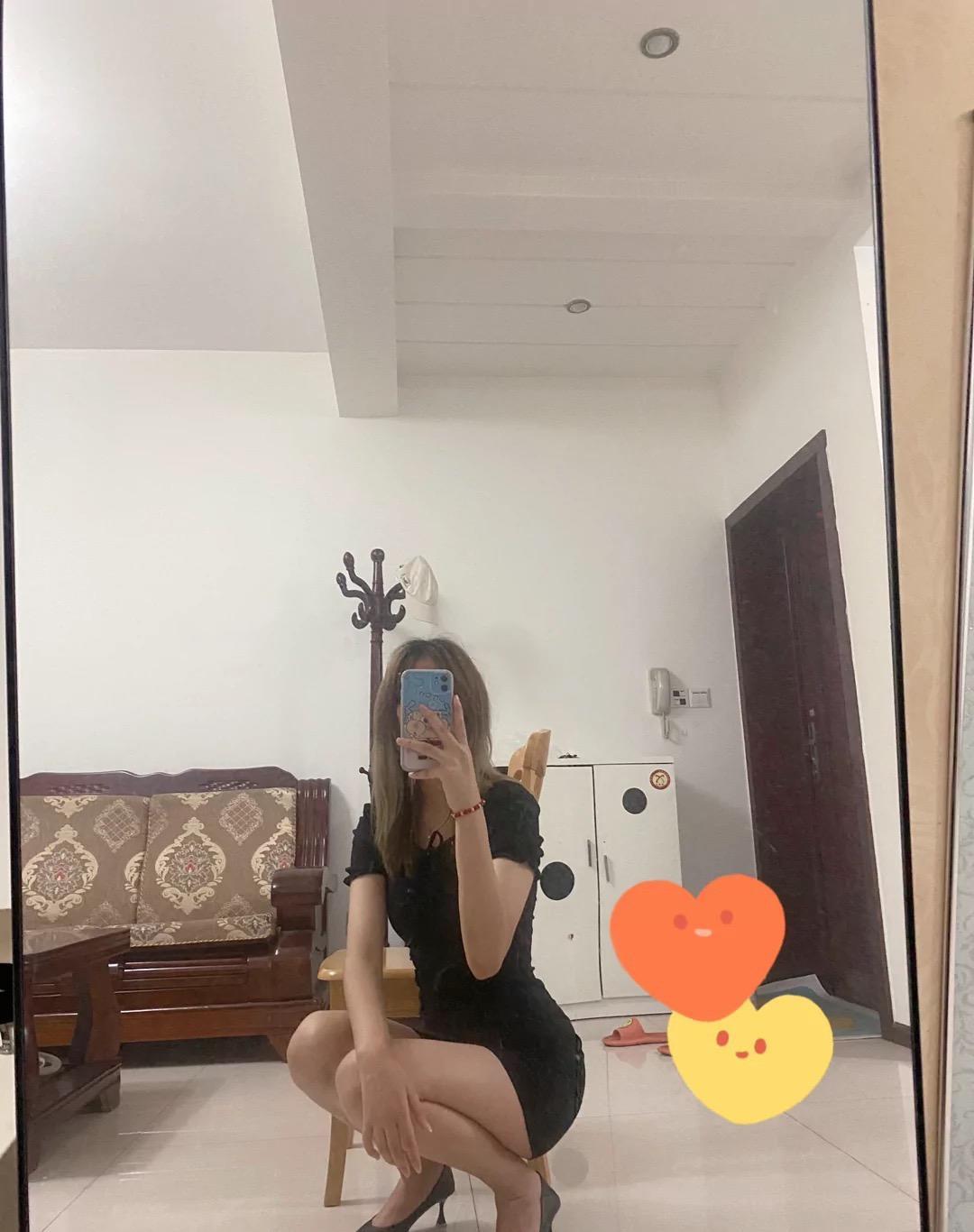 高挑沫沫，颜控的来，确实年轻好看性价比高 第2张
