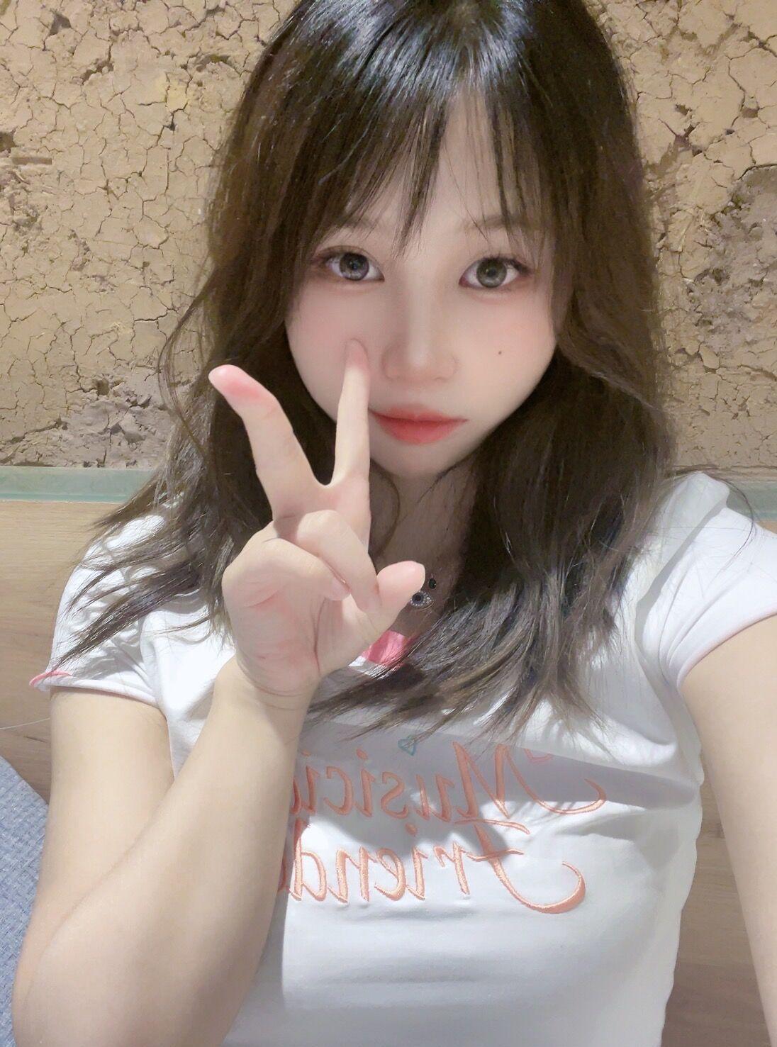 姑苏体验确实很难得一见的美女 第1张
