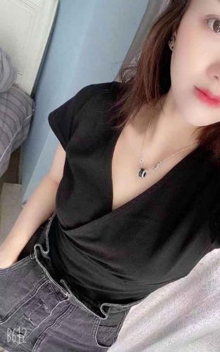 南京新街口美女 第1张