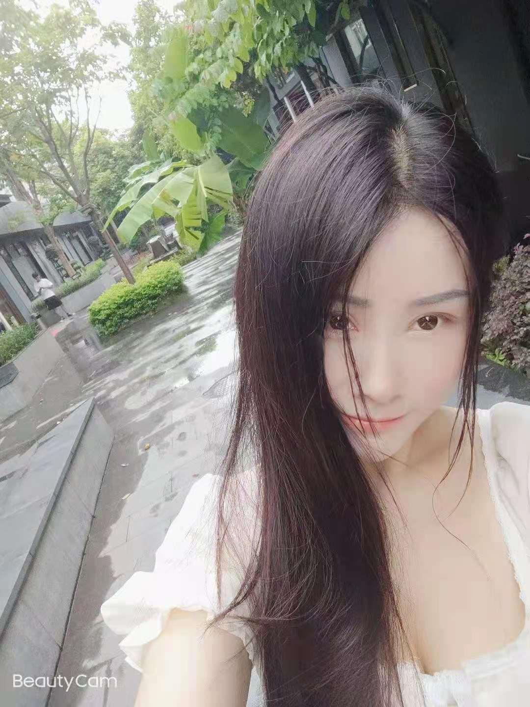 东圃服务态度好小月月 第2张
