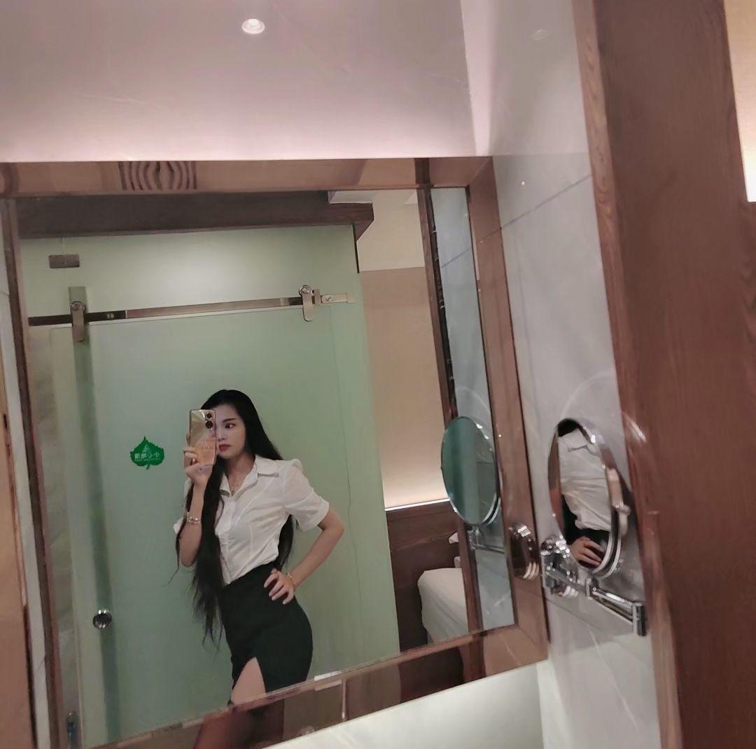 169长腿静静，妹子很温柔，态度很好 第2张