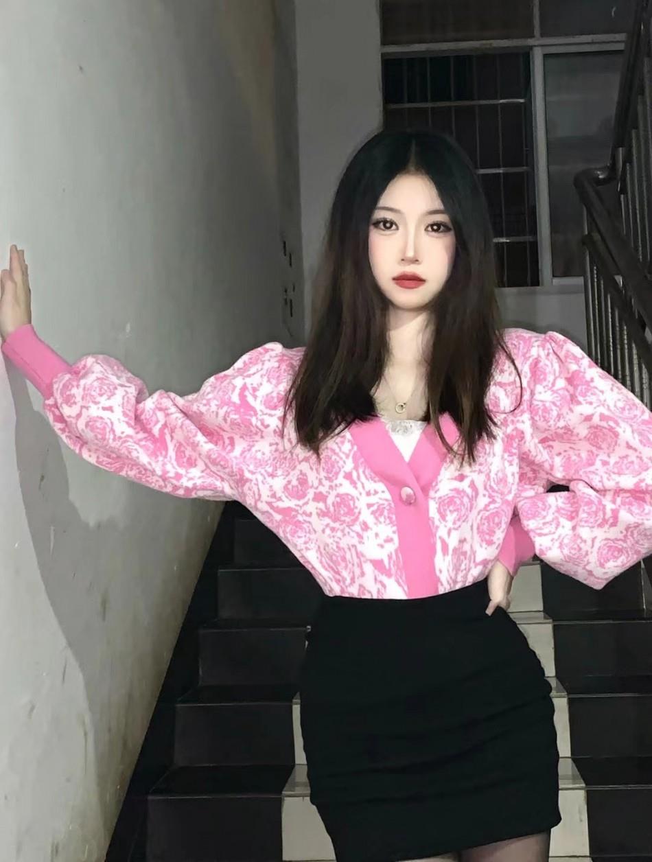 价比高又好玩的漂亮年轻妹妹菲儿 第1张