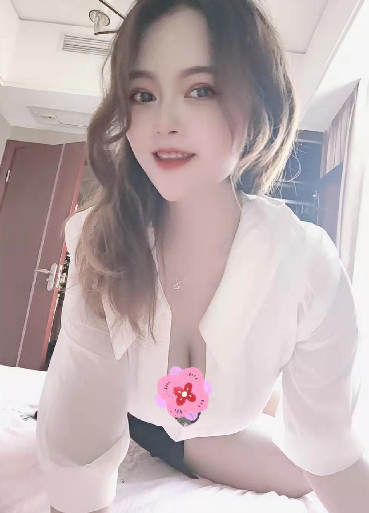 38D浪女宝儿，大波浪发型，性感浪骚 第4张