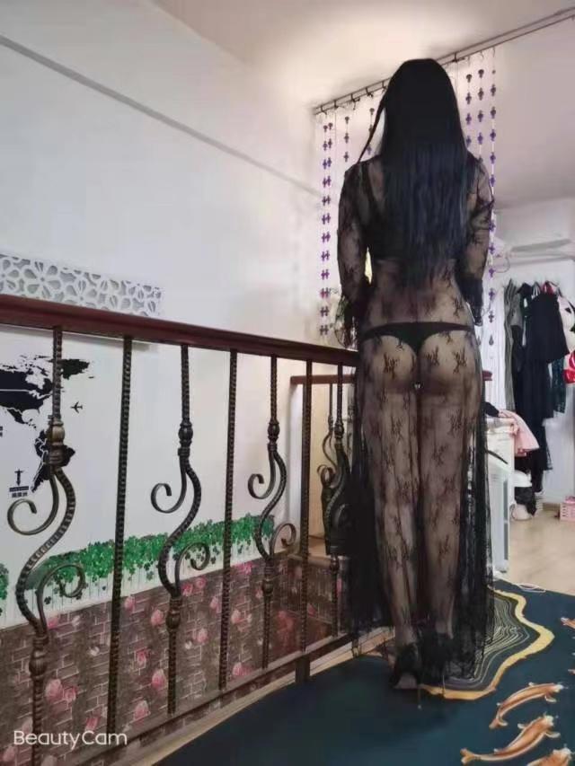 十八里店可SM的长腿骚货,活儿好,多汁,可二刷 第3张