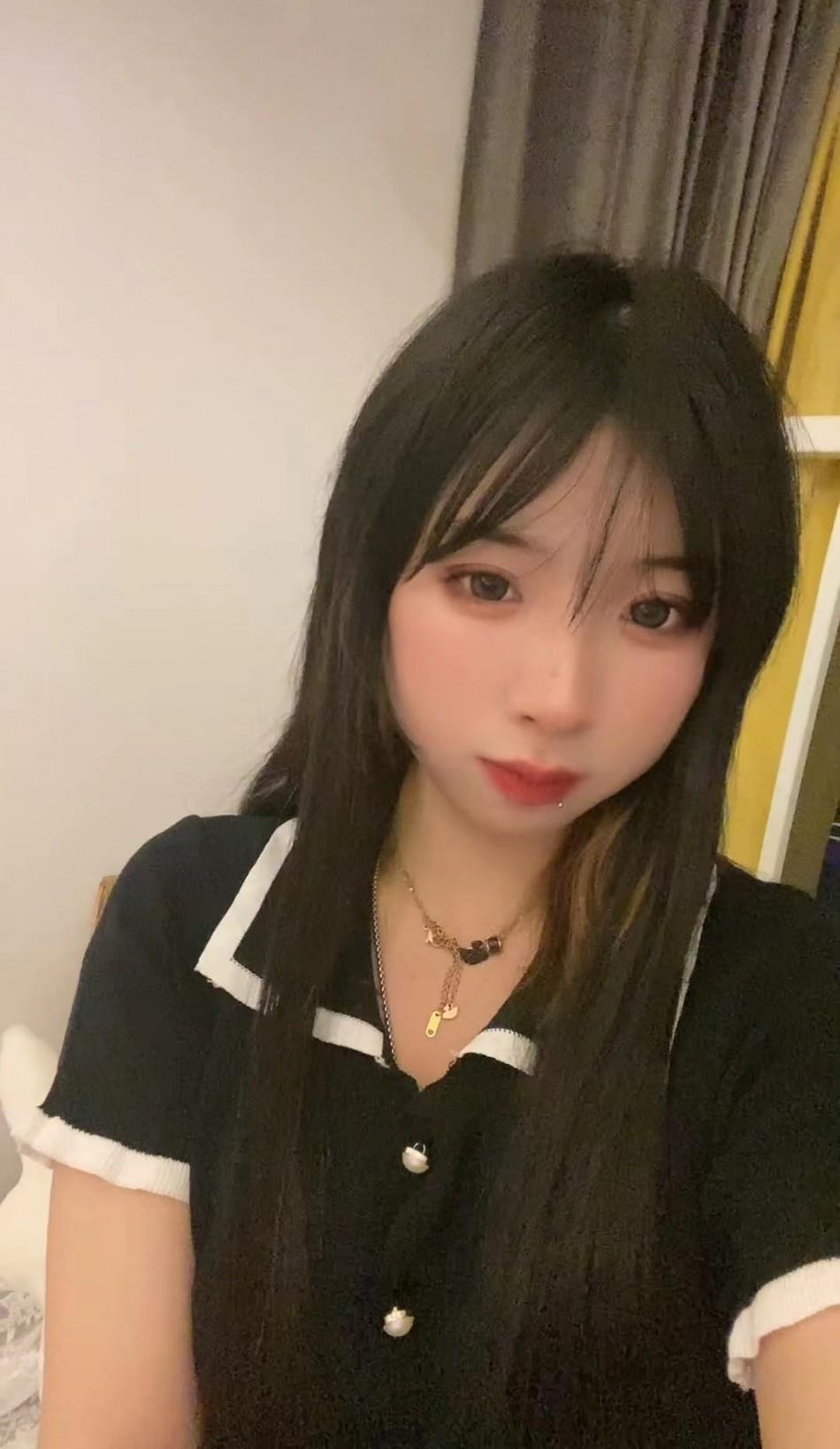 杭州00后云南19岁妹子(看起来比较嫩)山川樱良 第1张