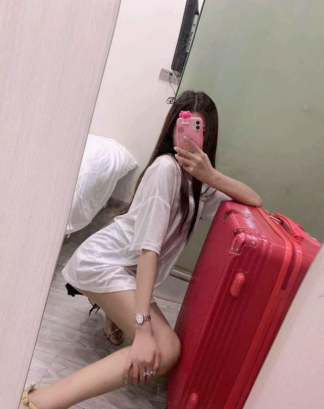 浦东新区体验居家小妹，略带羞意却还迎合 第3张