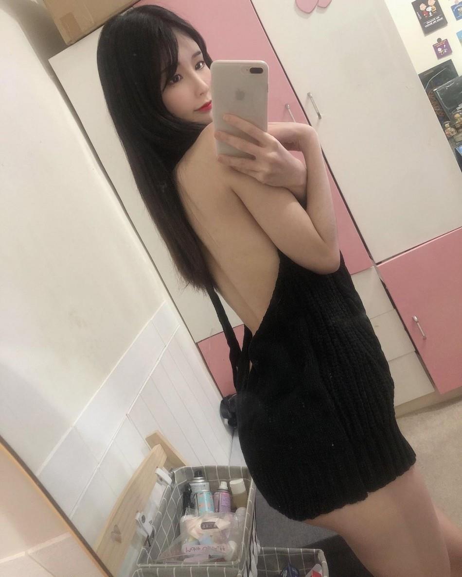 一个气质不错的小萌妹 第2张