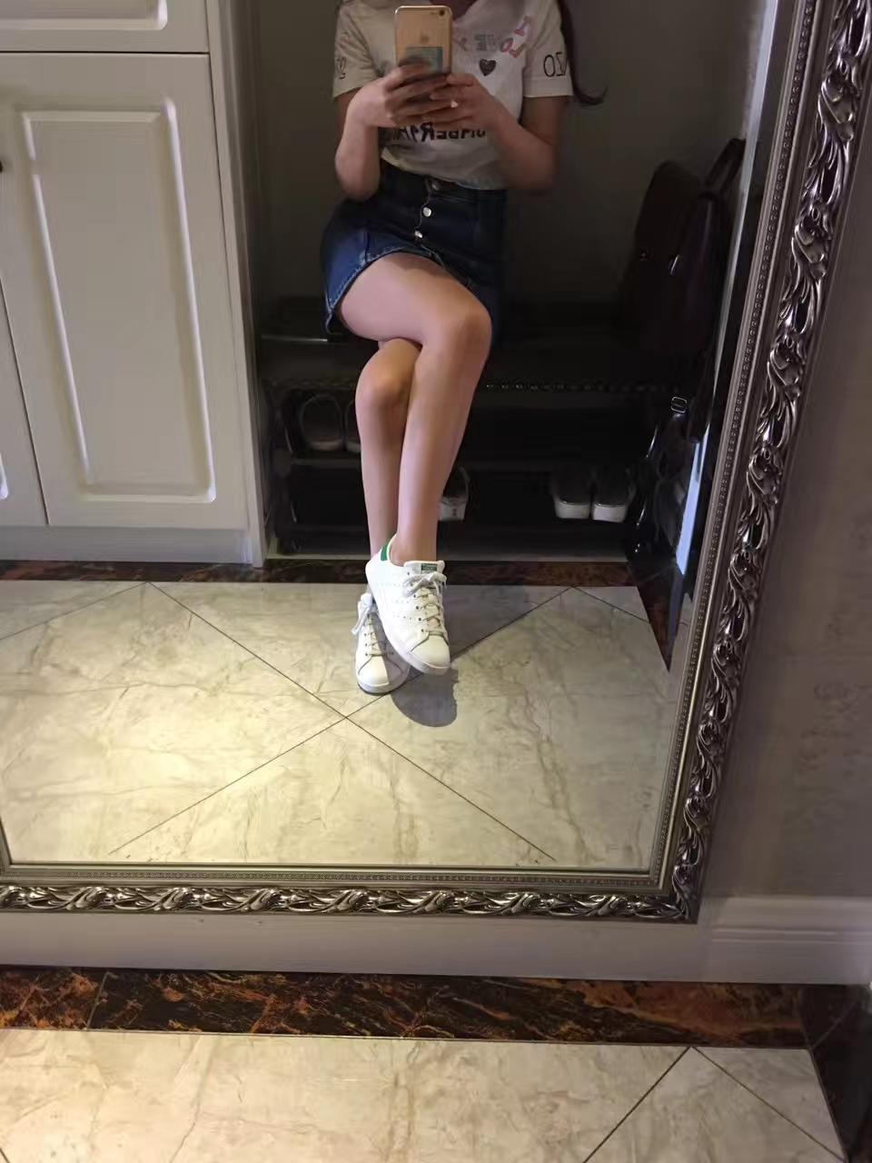 桐梓林极品身材，像张碧晨服务满分的大美女 第1张
