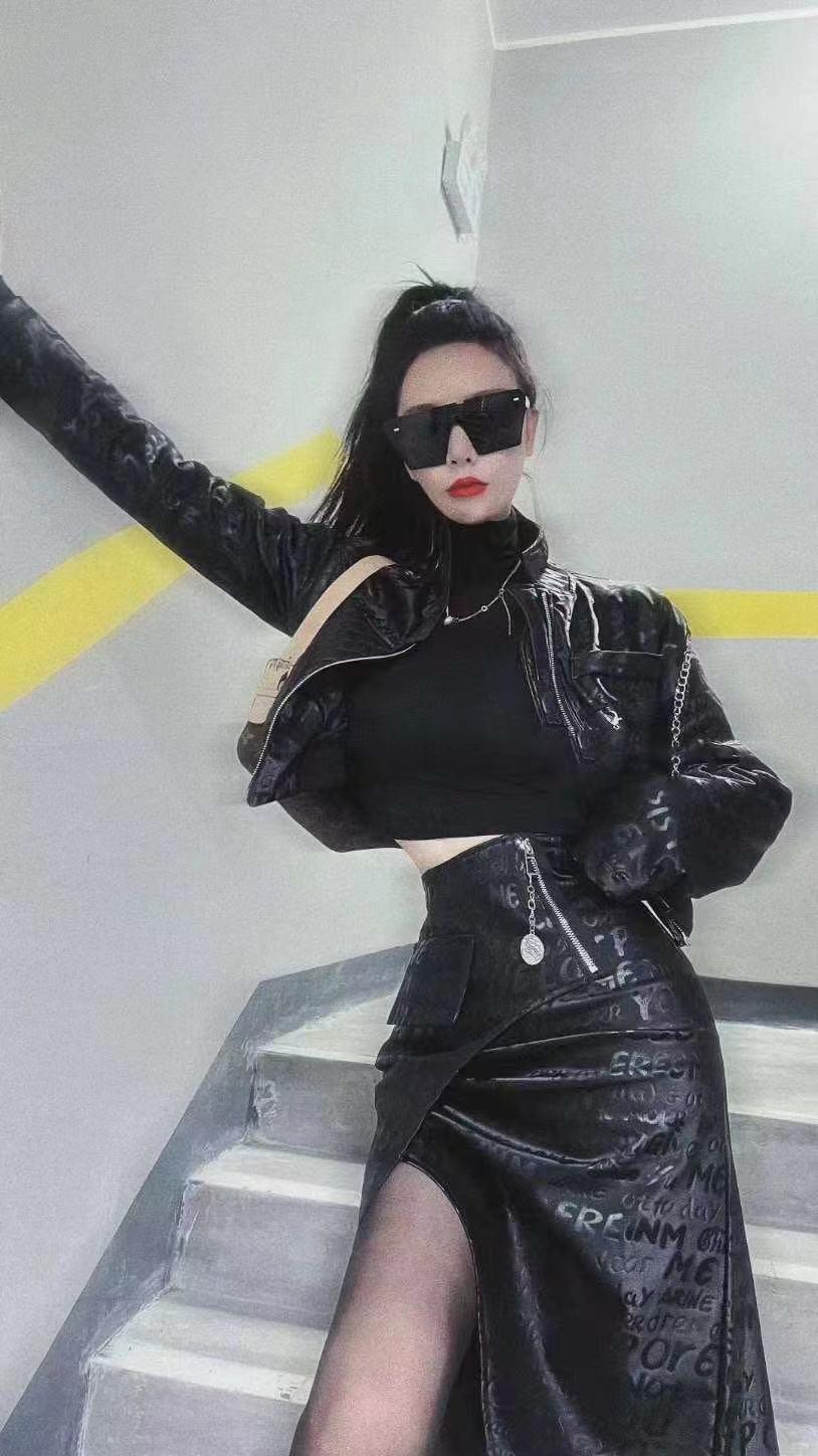 火辣身材的艾乐，玉女气质，大胸服务好 第1张