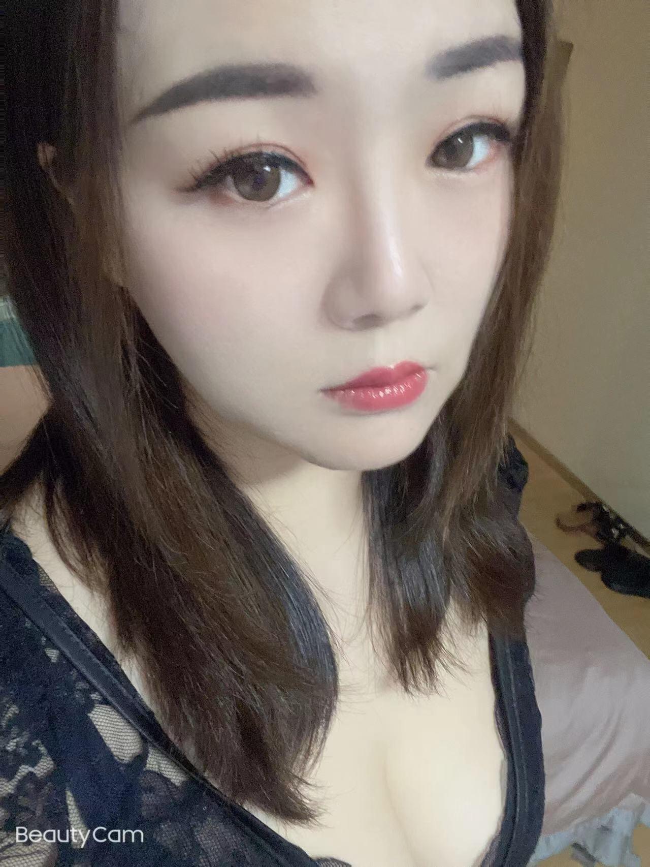 小师妹，真的湿（水床服务），大海臀更爽 第1张