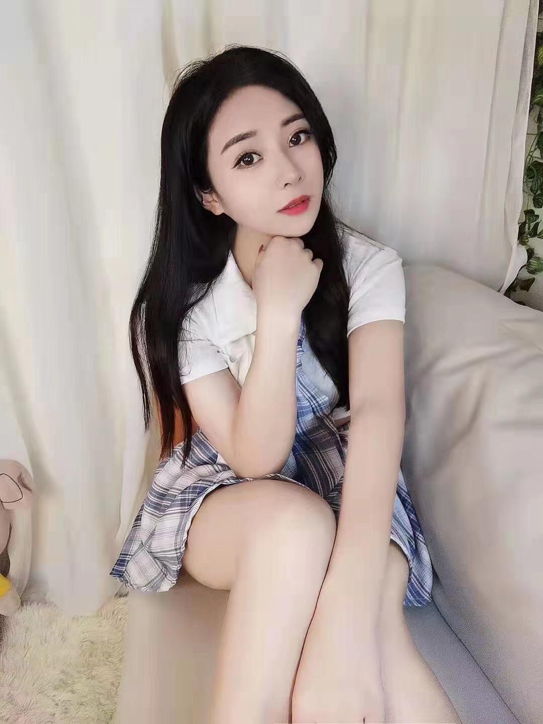 骚雯居家环保，可开大，玩过了才知道她的骚 第1张