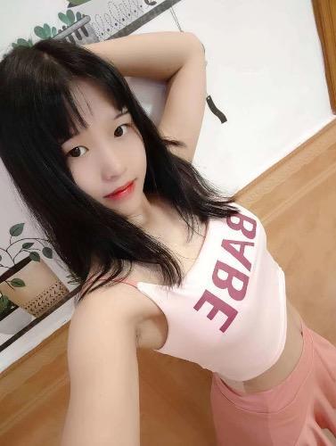 梅花园新人艳艳 第1张