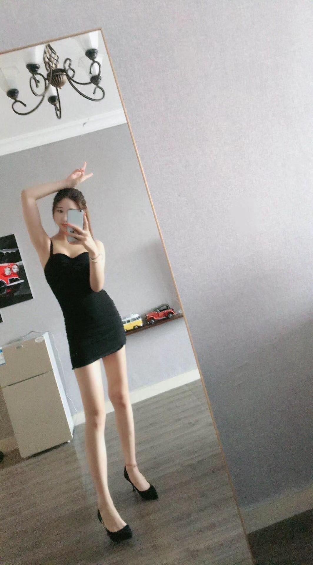 同和地铁附近妹子 第2张