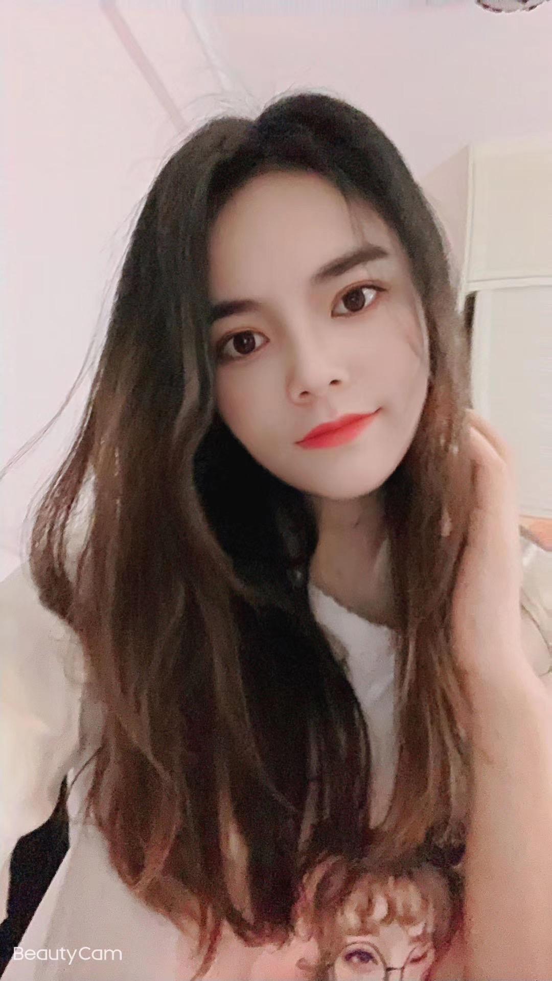 验证论坛红人小爱 第1张