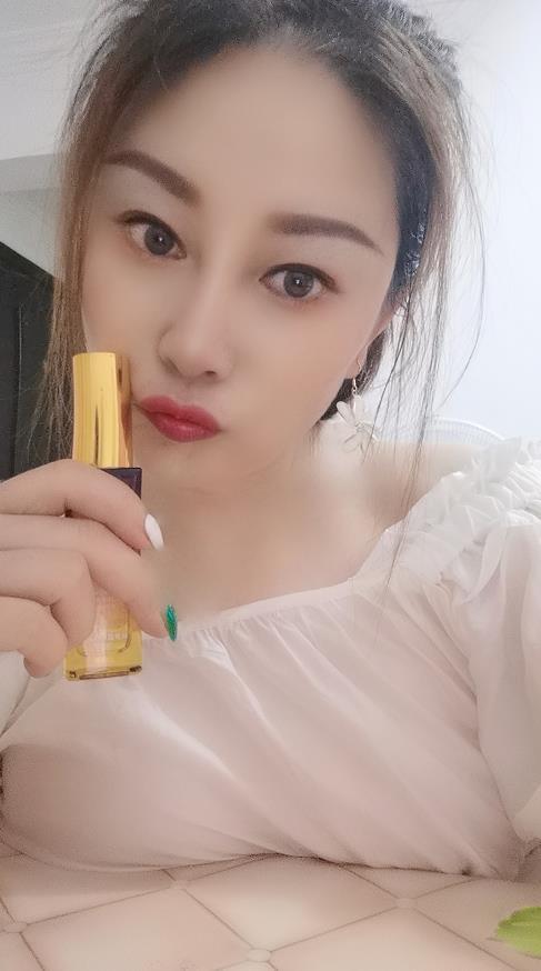 海珠石溪36C果果真毒龙 第2张