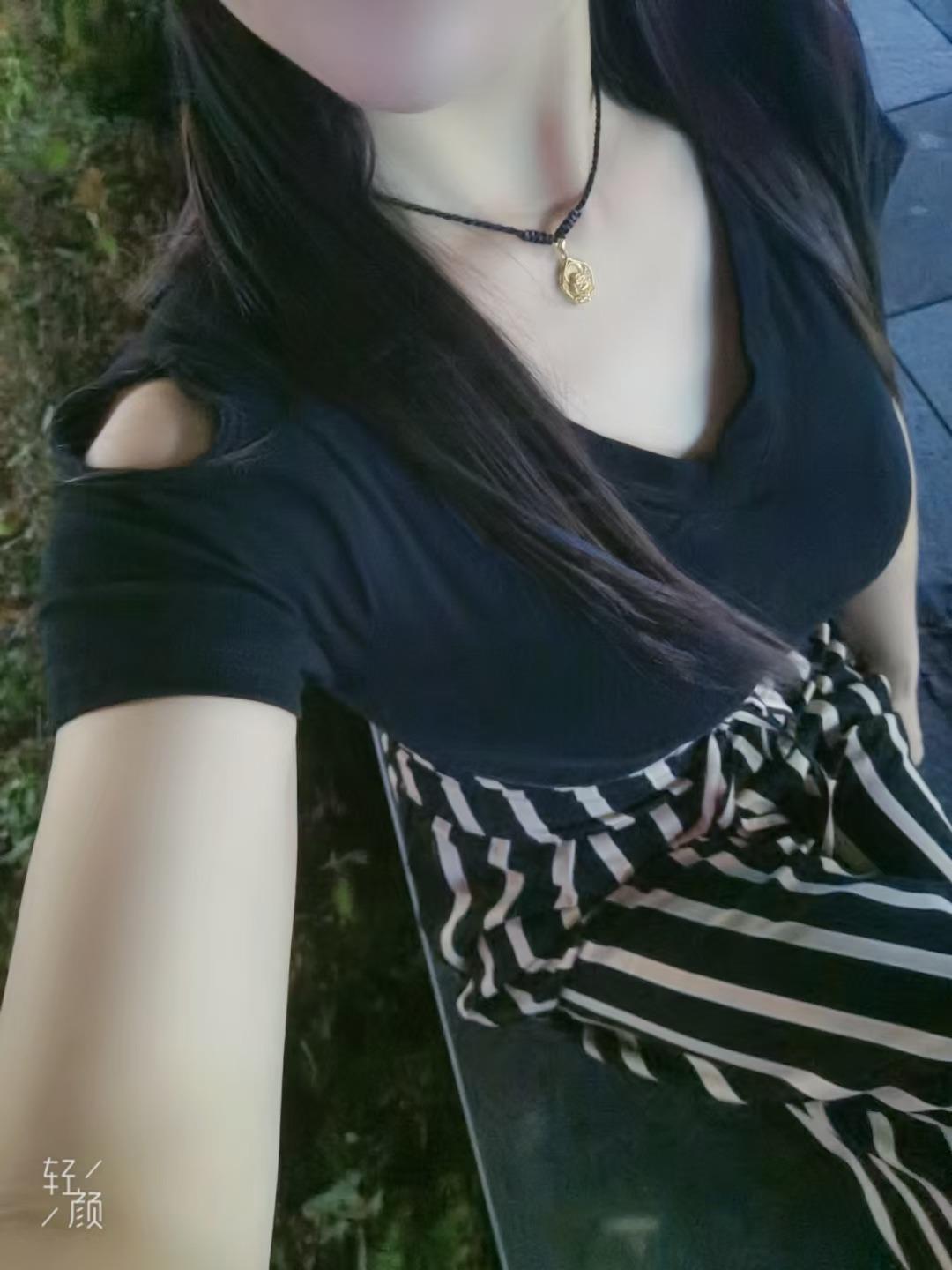 岳麓区大熊美女，口爆技术一流 第2张