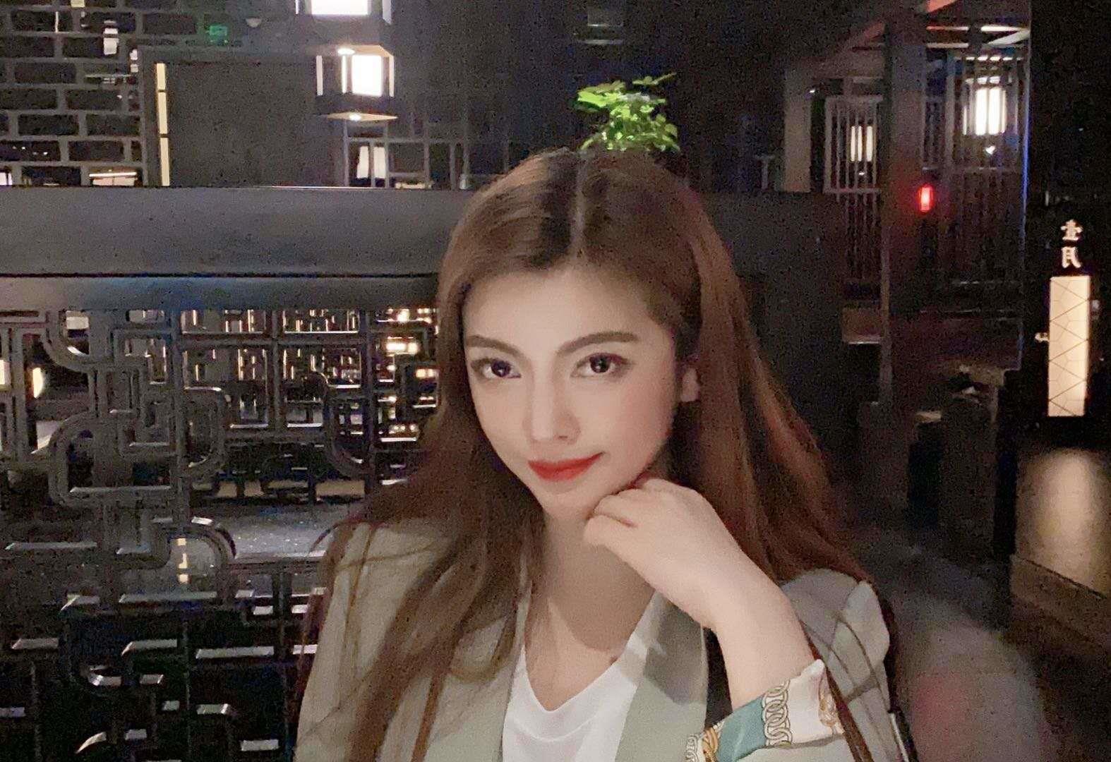 体验颜值身材态度巨佳的小仙女佳佳老师 第4张
