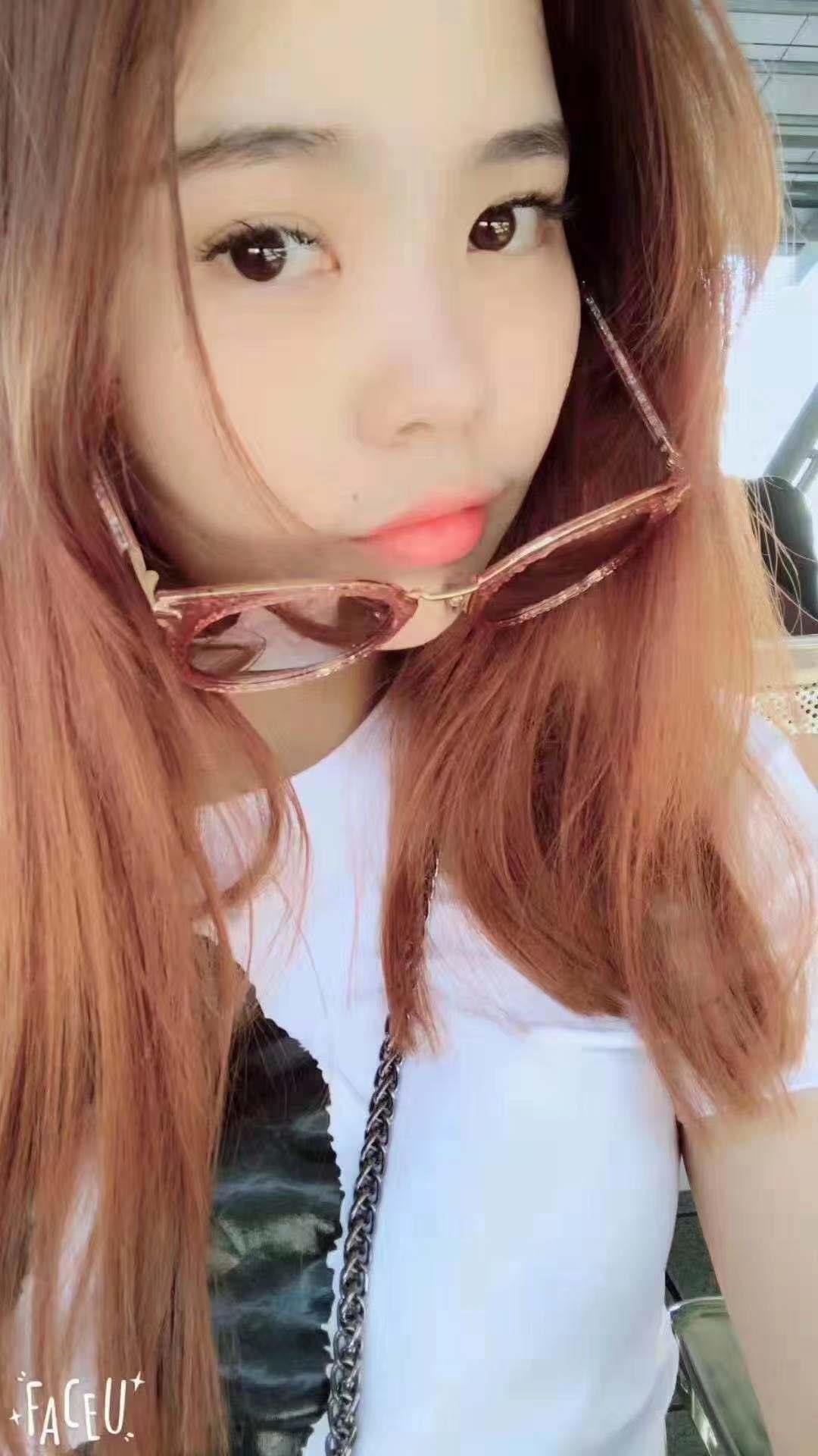 清纯小妹大白兔 第1张