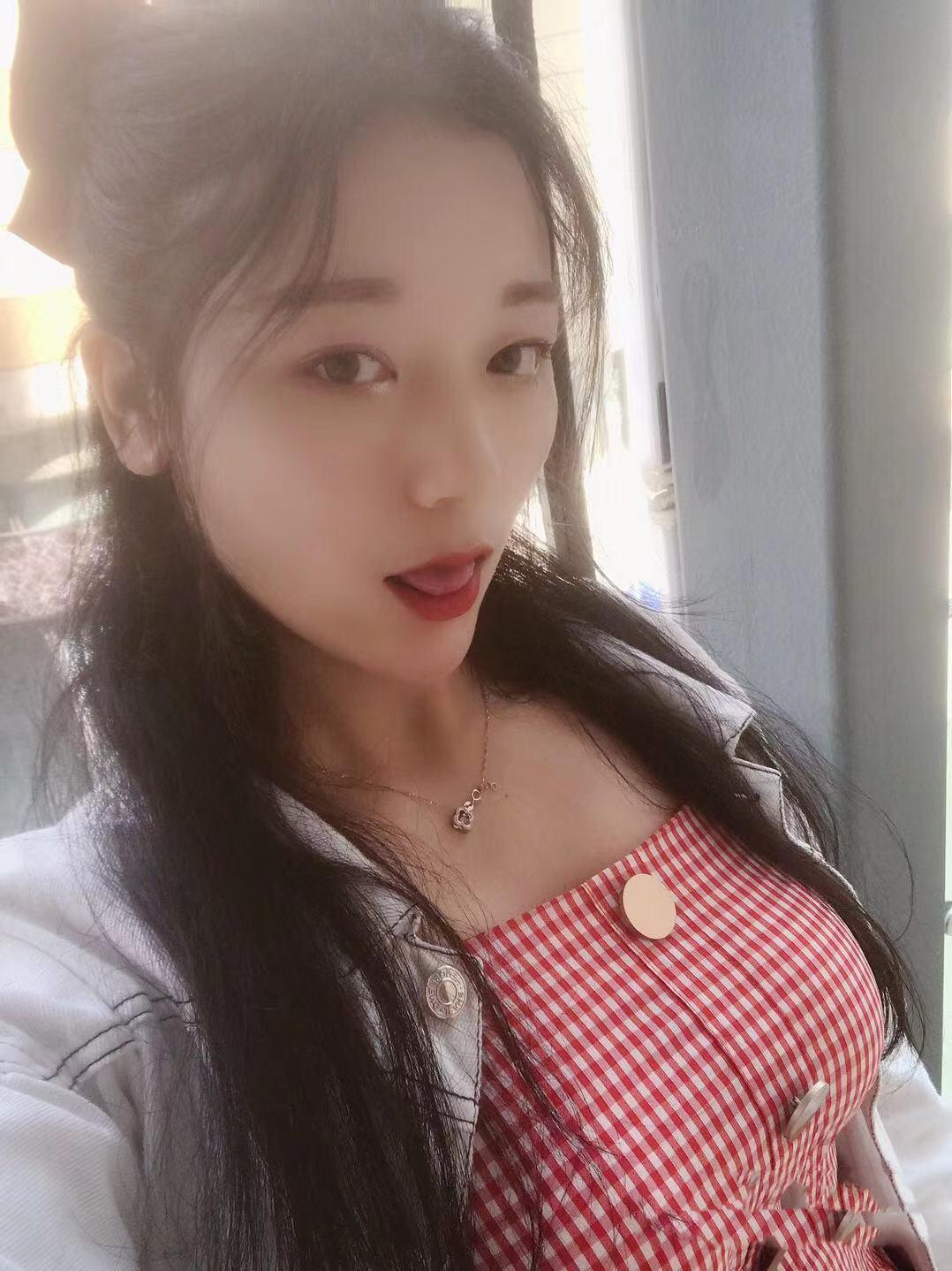 蜀山区性感骚妇 第1张