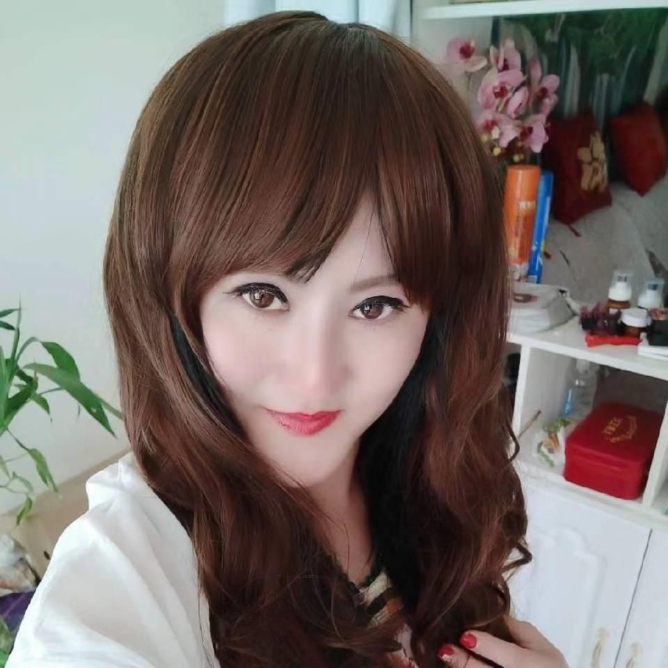 红山区小妇女 第1张