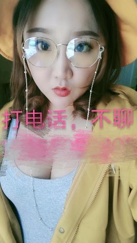 赤峰万达服务不错的妹子 第2张