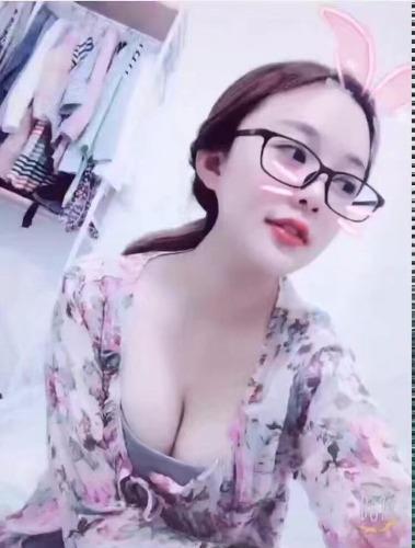清纯妹子勾魂夺魄 第2张